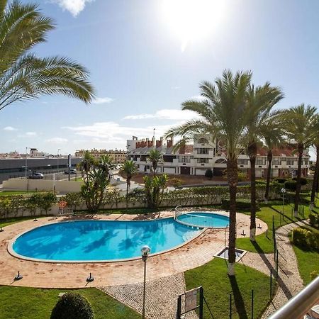 Globe 45 Apartment - Top Location & The Strip Albufeira Bagian luar foto